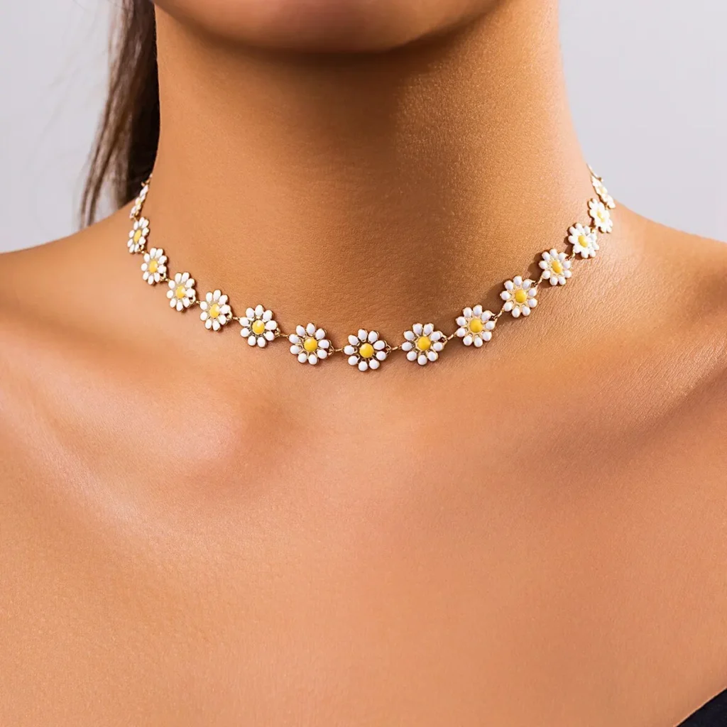 Choker z motywem stokrotek