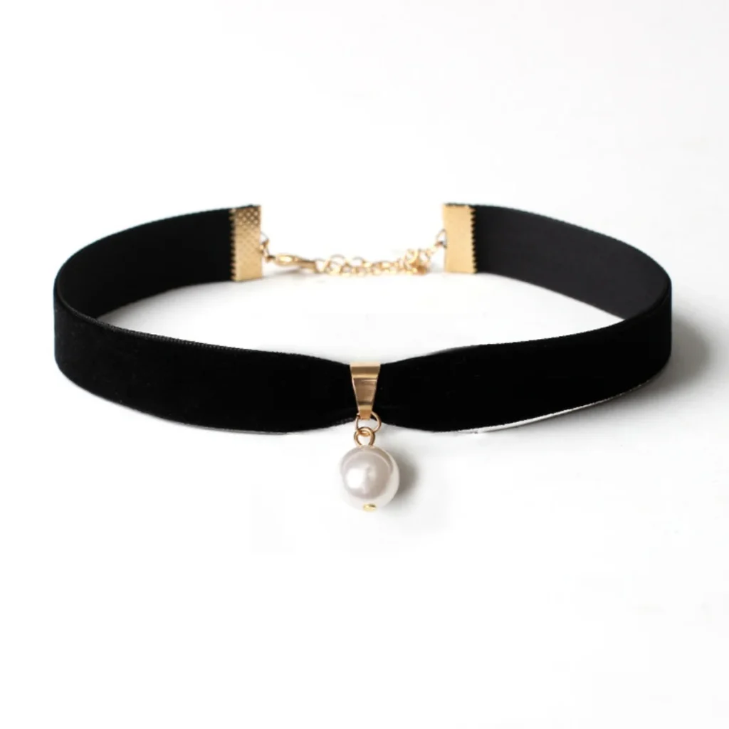Choker z zawieszką perłową