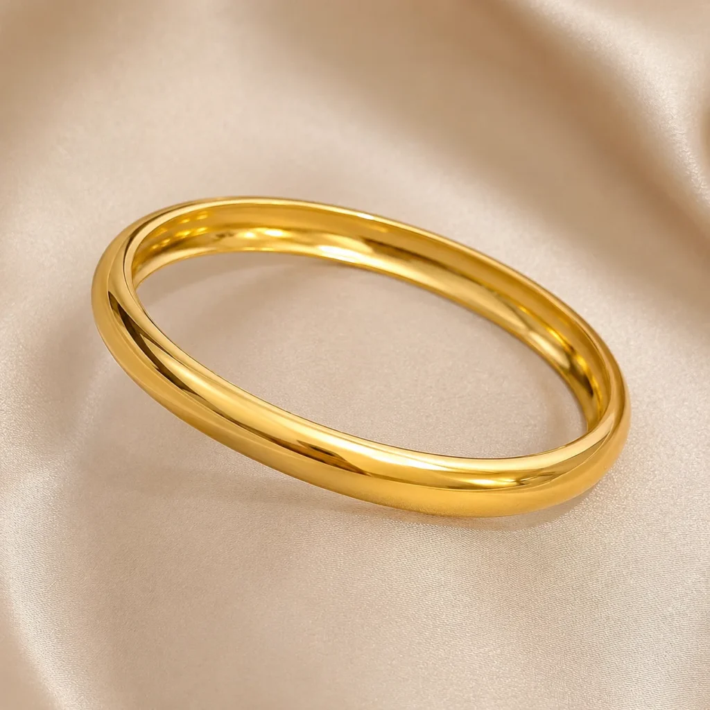 Sztywna bransoleta bangle o lustrzanym połysku