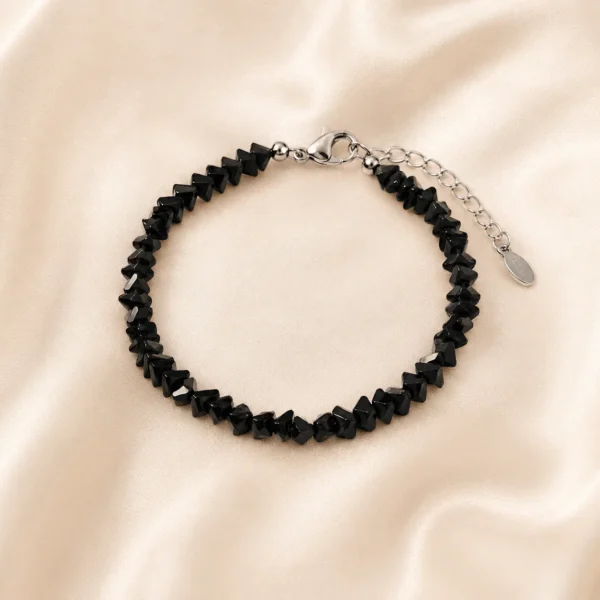 Delikatna bransoletka z fasetowanych koralików